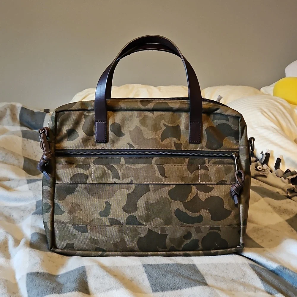 NWT FILSON Dryden Briefcase Dark Shrub Camo Nylon Leather Shoulder Bag - Picture 3 of 4